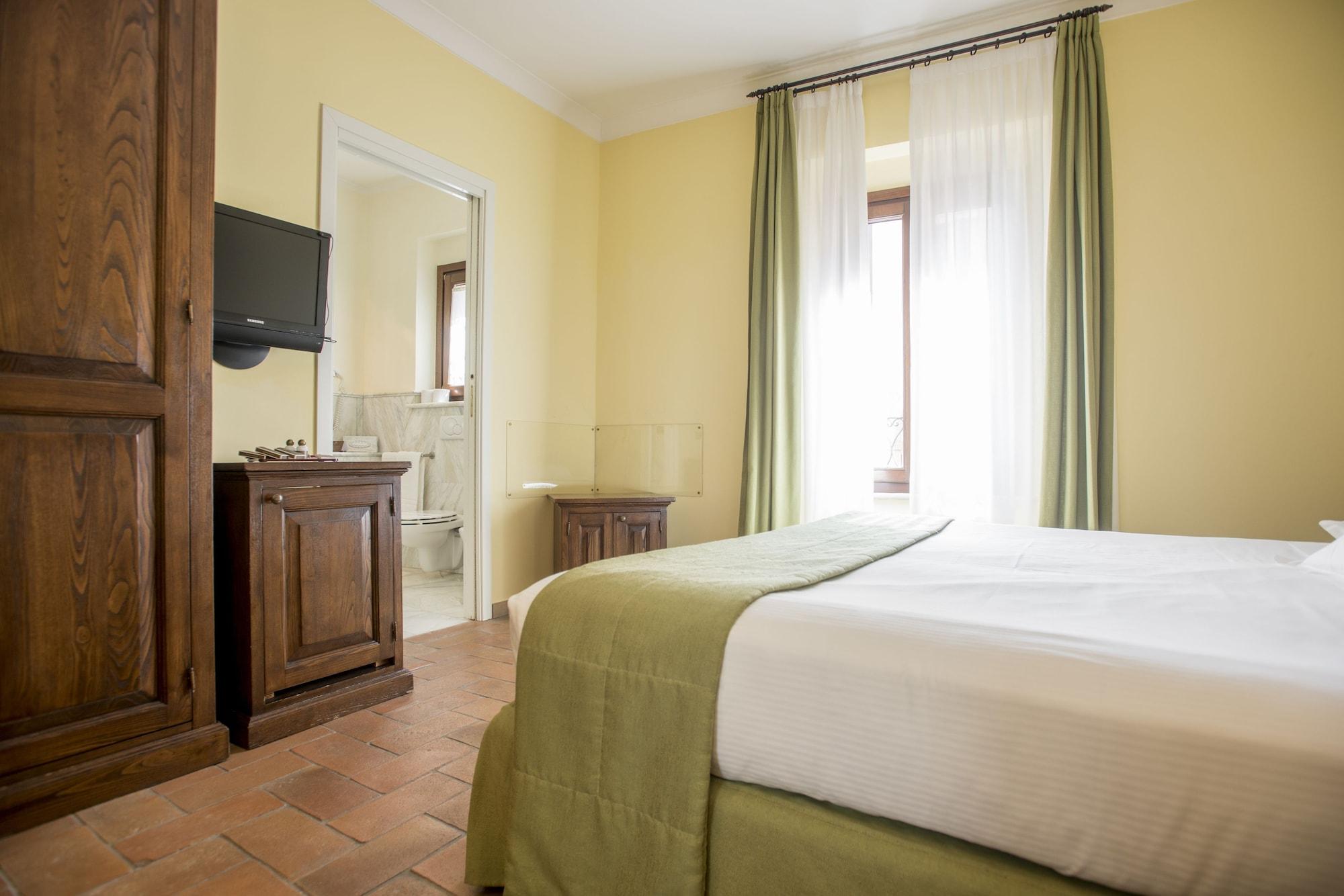 Oste Del Castello Wellness & Bike Hotel Verucchio Exterior photo