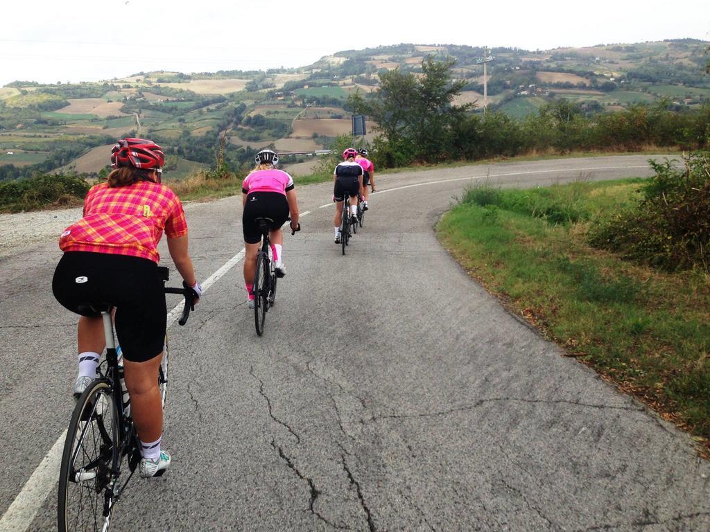 Oste Del Castello Wellness & Bike Hotel Verucchio Exterior photo